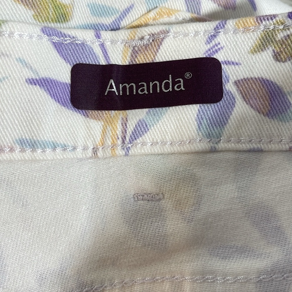 Gloria Vanderbilt Amanda Capri Vintage White Bahia Flora Size 24W MSRP $54 NEW - Picture 10 of 15